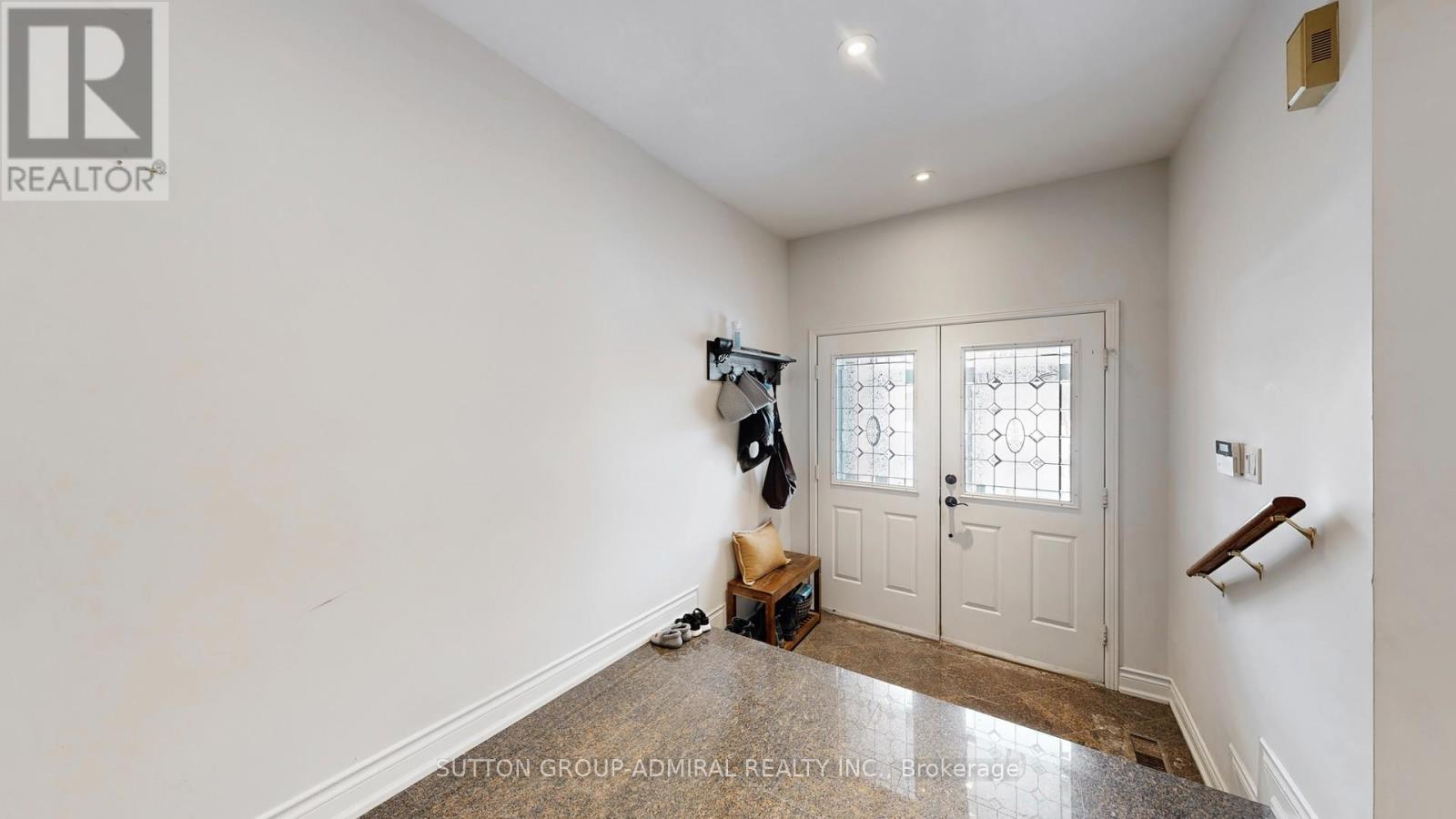 239 Rose Green Drive, Vaughan, Ontario  L4J 4R3 - Photo 16 - N12775818