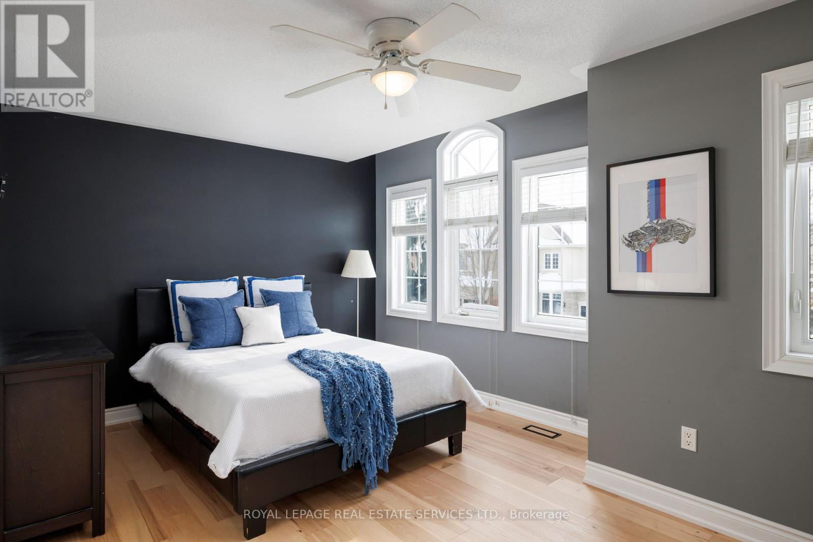 2299 Millstone Drive, Oakville, Ontario  L6M 0H1 - Photo 28 - W12740484