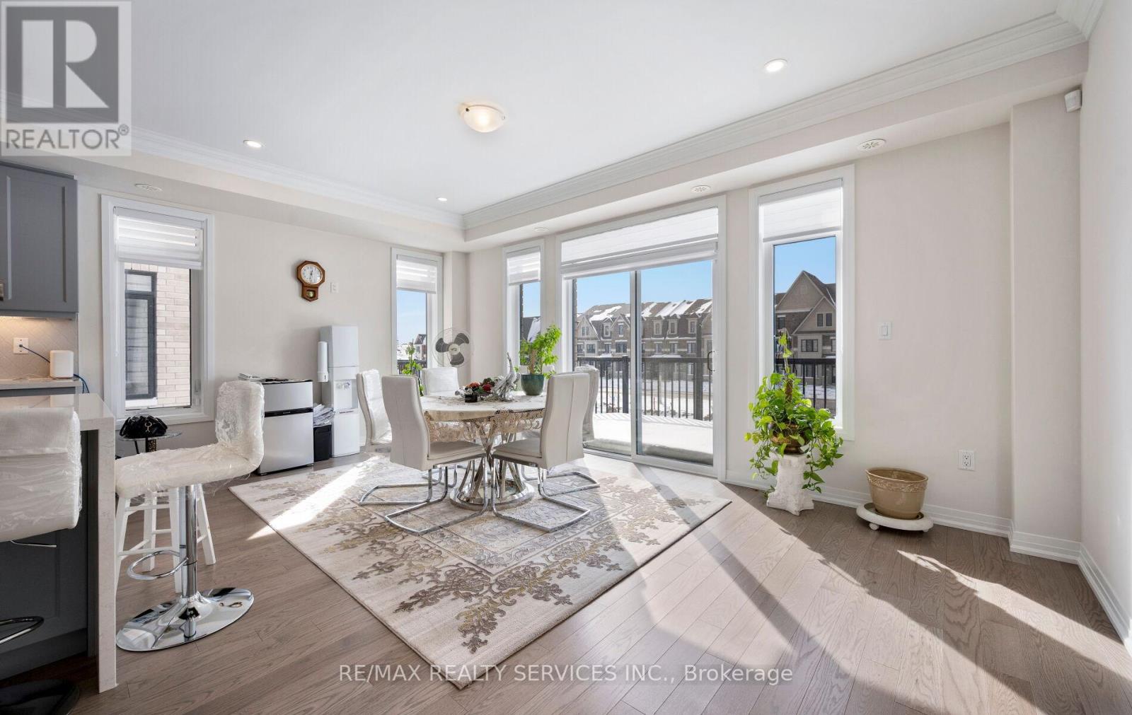 32 Bonnington Drive, Brampton (Northwest Brampton), Ontario  L7A 5M1 - Photo 11 - W12775582