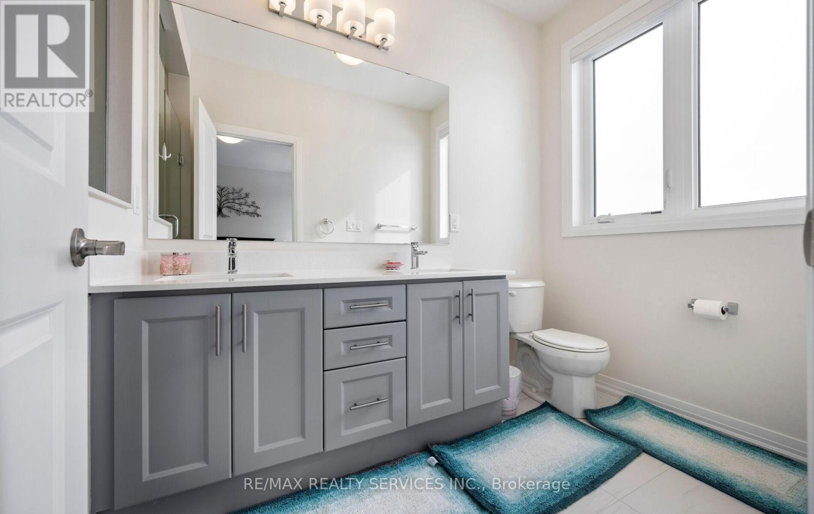 32 Bonnington Drive, Brampton (Northwest Brampton), Ontario  L7A 5M1 - Photo 33 - W12775582