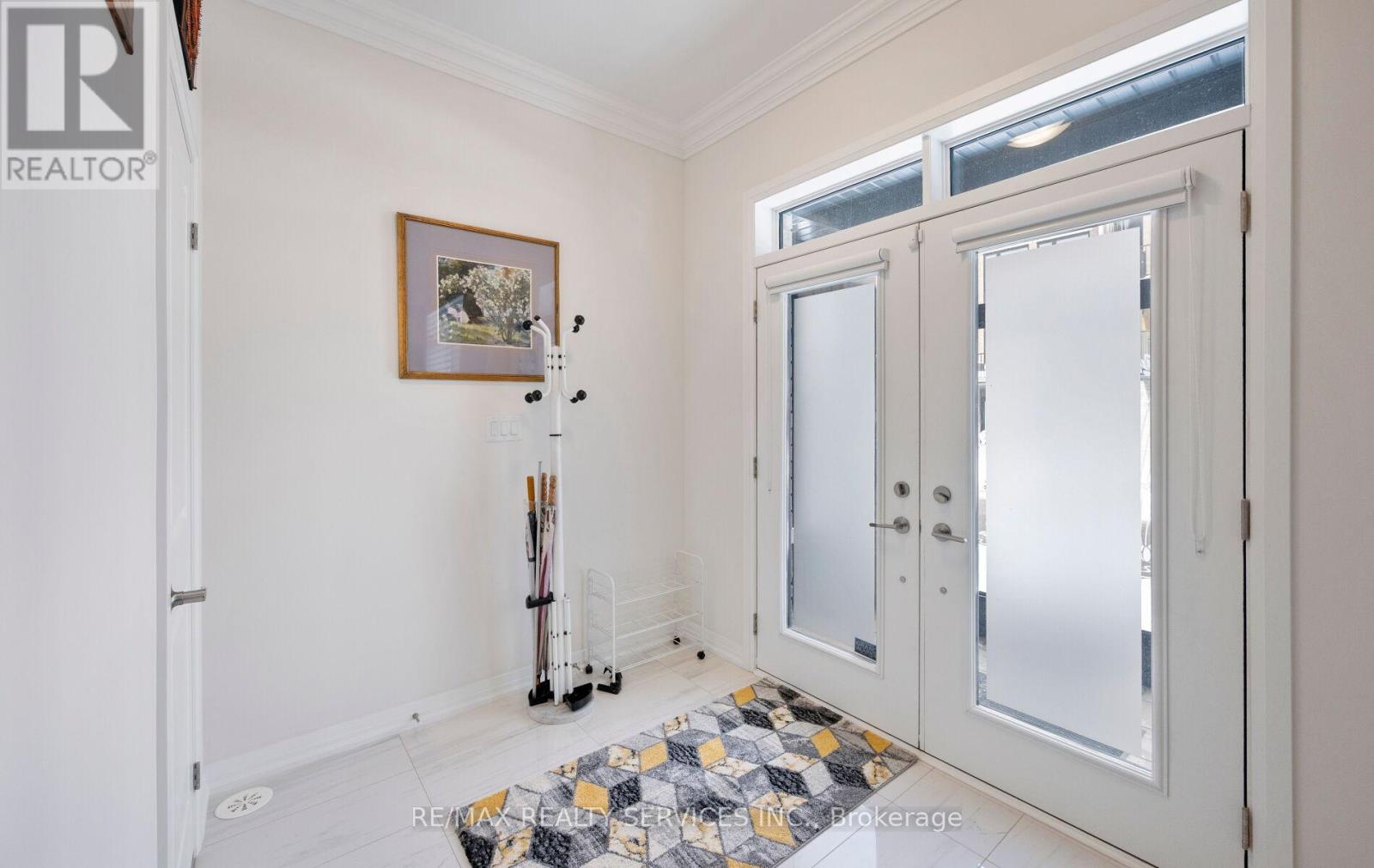 32 Bonnington Drive, Brampton (Northwest Brampton), Ontario  L7A 5M1 - Photo 7 - W12775582