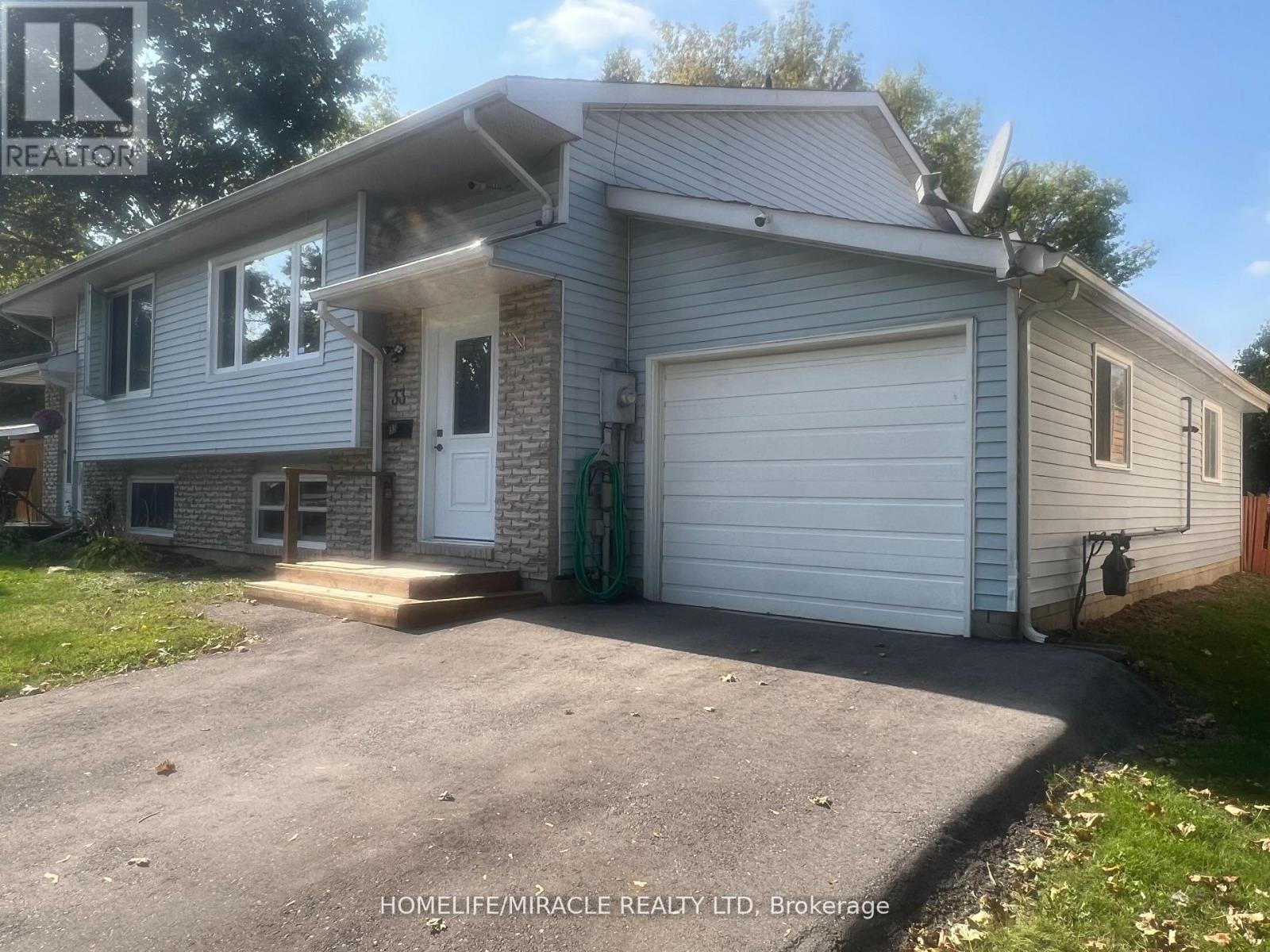 33 Quarry Drive, Orangeville, Ontario  L9W 3S6 - Photo 3 - W12775586