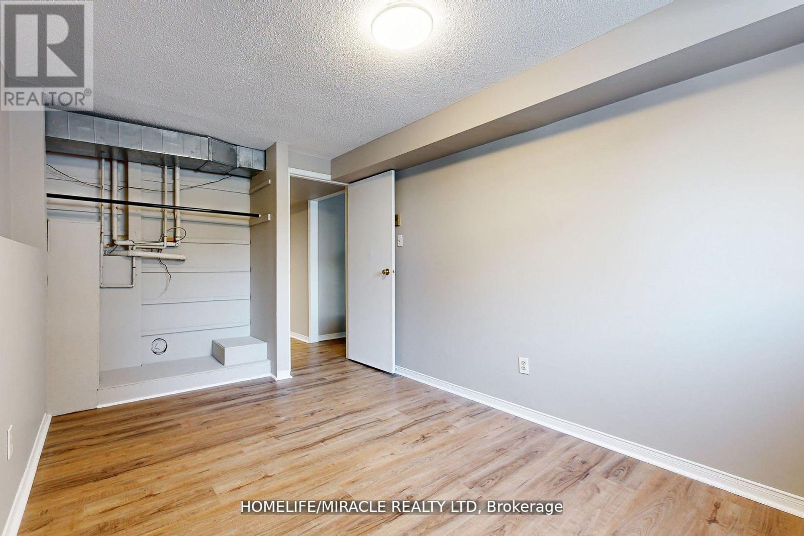 33 Quarry Drive, Orangeville, Ontario  L9W 3S6 - Photo 36 - W12775586