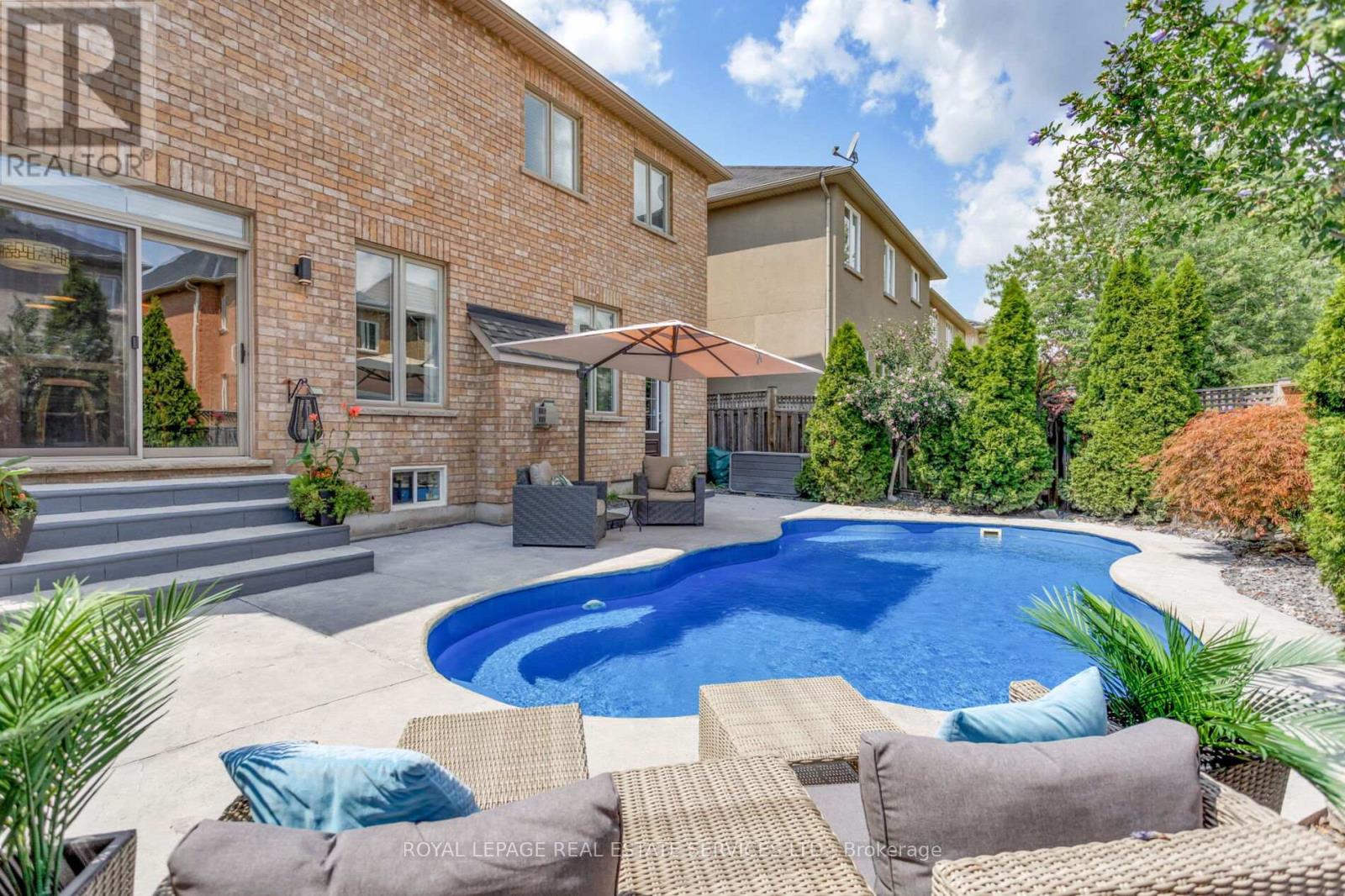 2299 Millstone Drive, Oakville, Ontario  L6M 0H1 - Photo 39 - W12740484