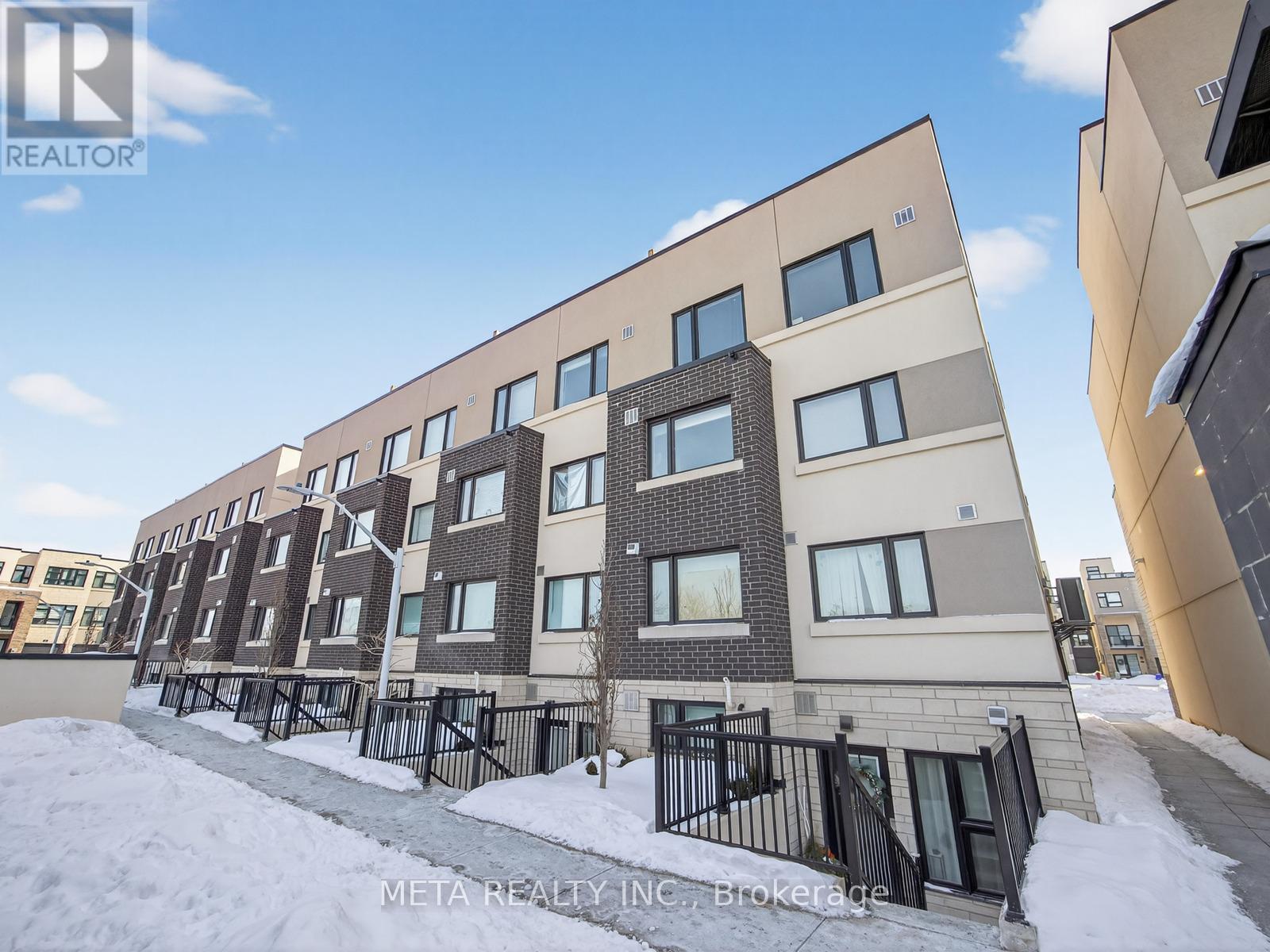 1139 Cooke Boulevard, Burlington (Lasalle), Ontario  L7T 0C3 - Photo 2 - W12775646