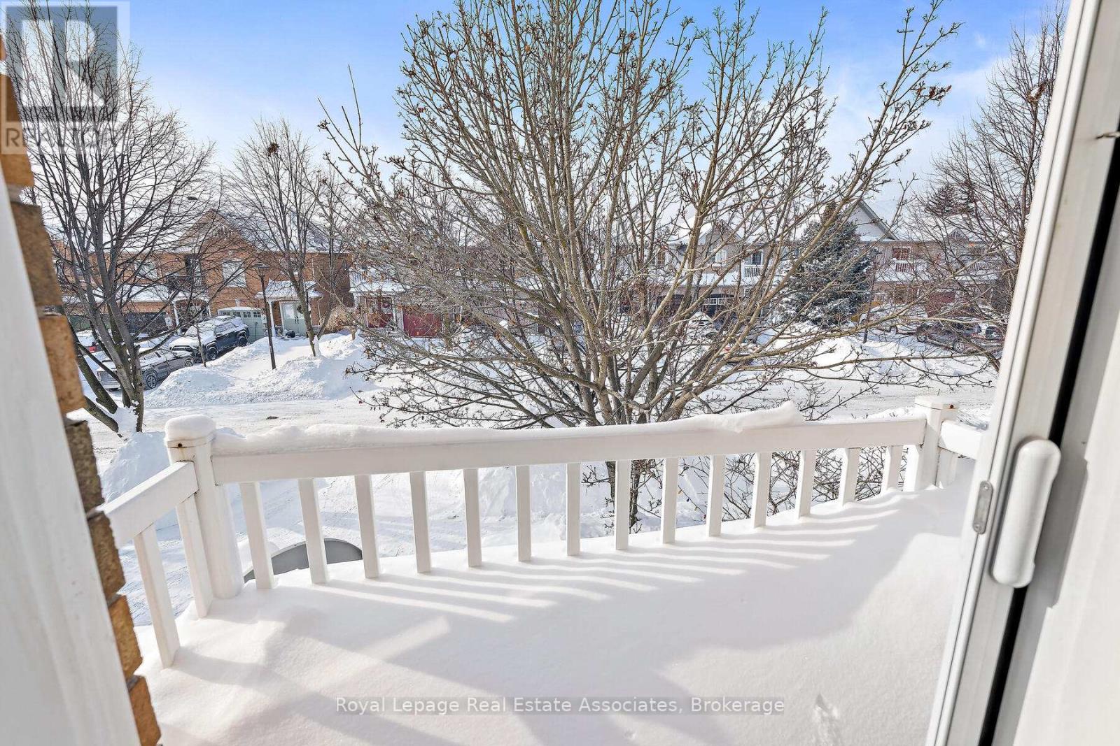 33 Bradley Drive, Halton Hills (Georgetown), Ontario  L7G 6B5 - Photo 22 - W12775654