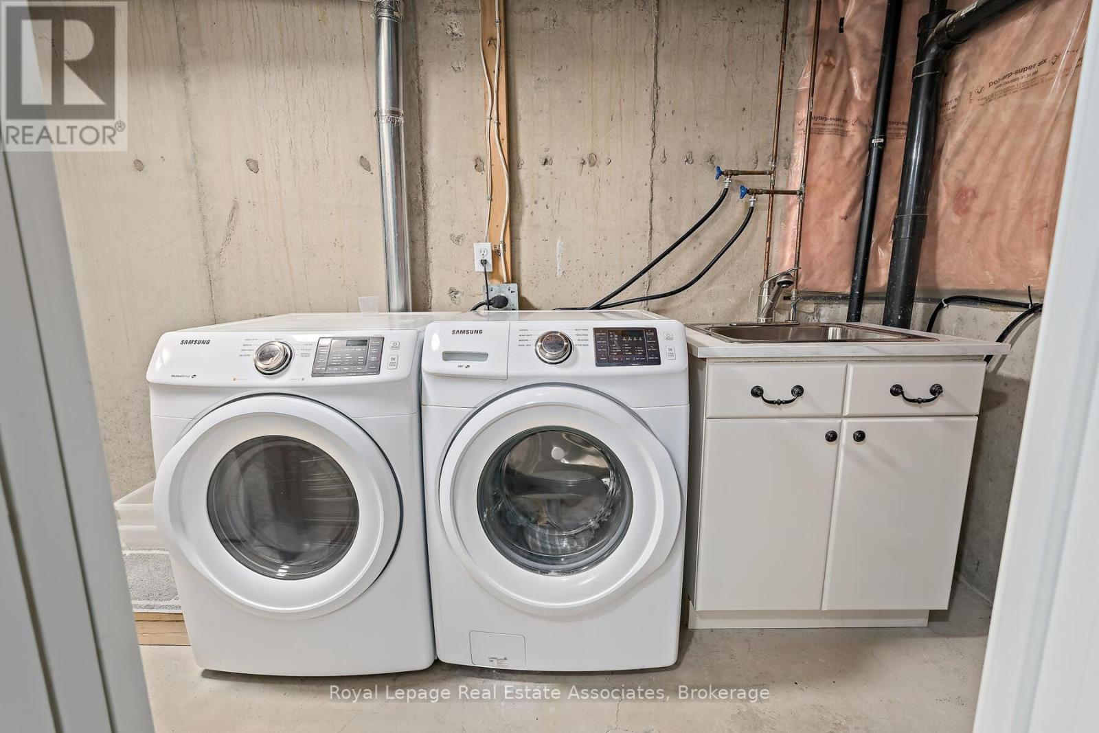 33 Bradley Drive, Halton Hills (Georgetown), Ontario  L7G 6B5 - Photo 28 - W12775654