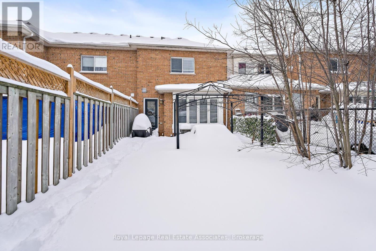 33 Bradley Drive, Halton Hills (Georgetown), Ontario  L7G 6B5 - Photo 30 - W12775654