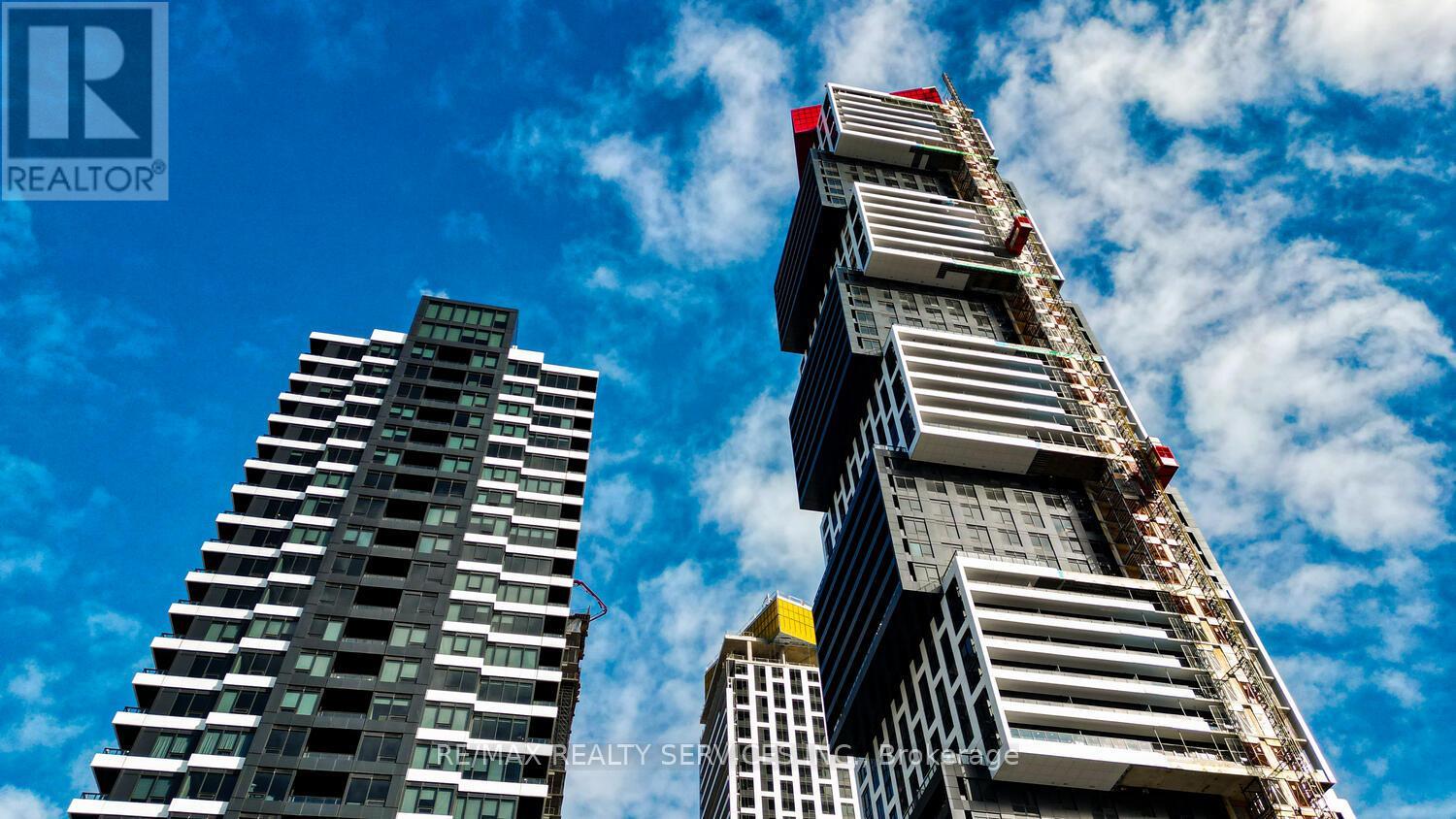 3702 - 4015 The Exchange Street, Mississauga (City Centre), Ontario  L7A 3B6 - Photo 2 - W12775734