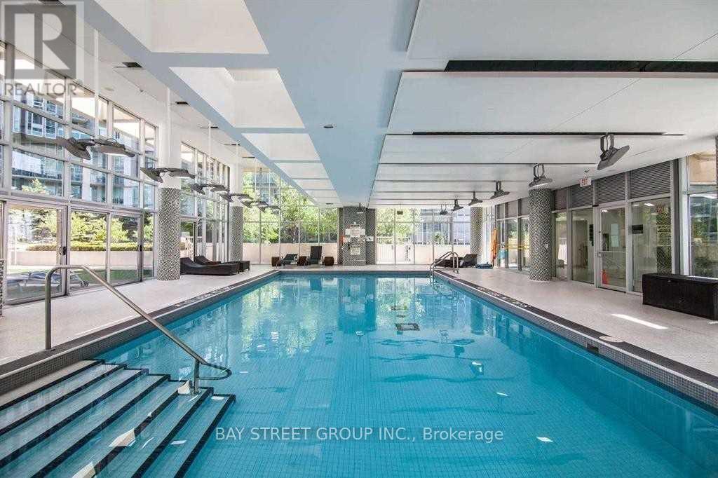 2602 - 223 Webb Drive, Mississauga (City Centre), Ontario  L5B 0E8 - Photo 21 - W12775764