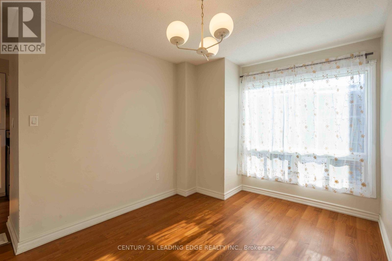 15 - 915 Inverhouse Drive, Mississauga, Ontario  L5J 4B2 - Photo 10 - W12775842