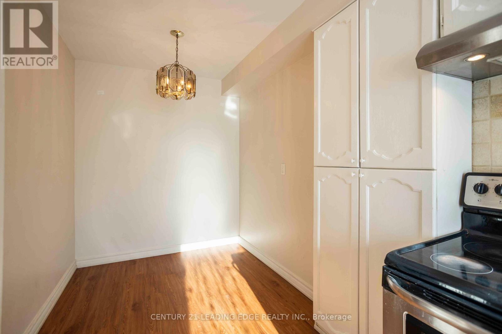 15 - 915 Inverhouse Drive, Mississauga, Ontario  L5J 4B2 - Photo 14 - W12775842