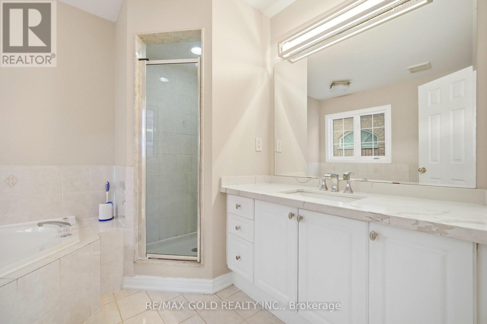 26 Gorevale Drive, Brampton, Ontario  L6P 1N9 - Photo 16 - W12775846