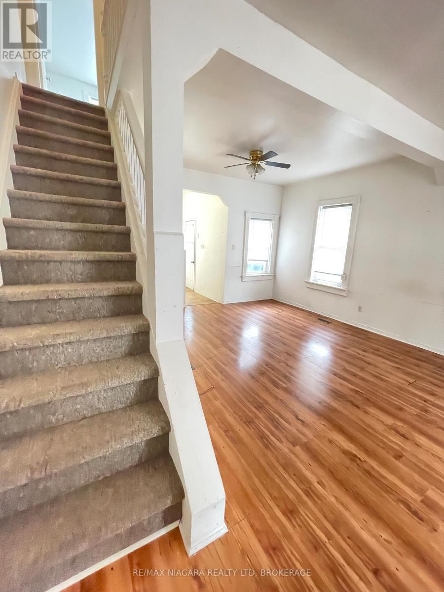 30 Mill Street W, Halton Hills, Ontario  L7J 1G4 - Photo 16 - W12724840