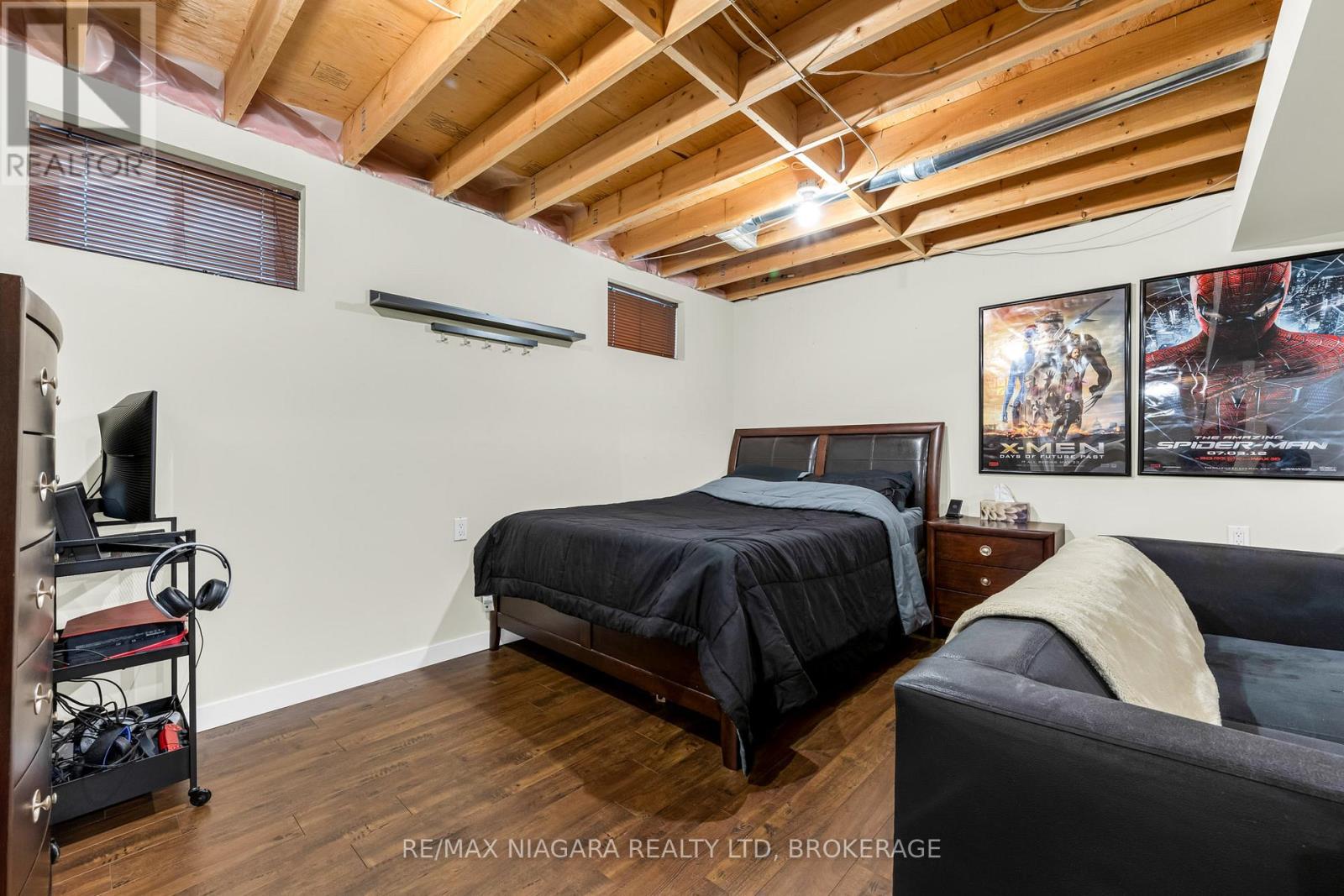 160 Wallace Avenue S, Welland, Ontario  L3B 1R5 - Photo 26 - X12416400