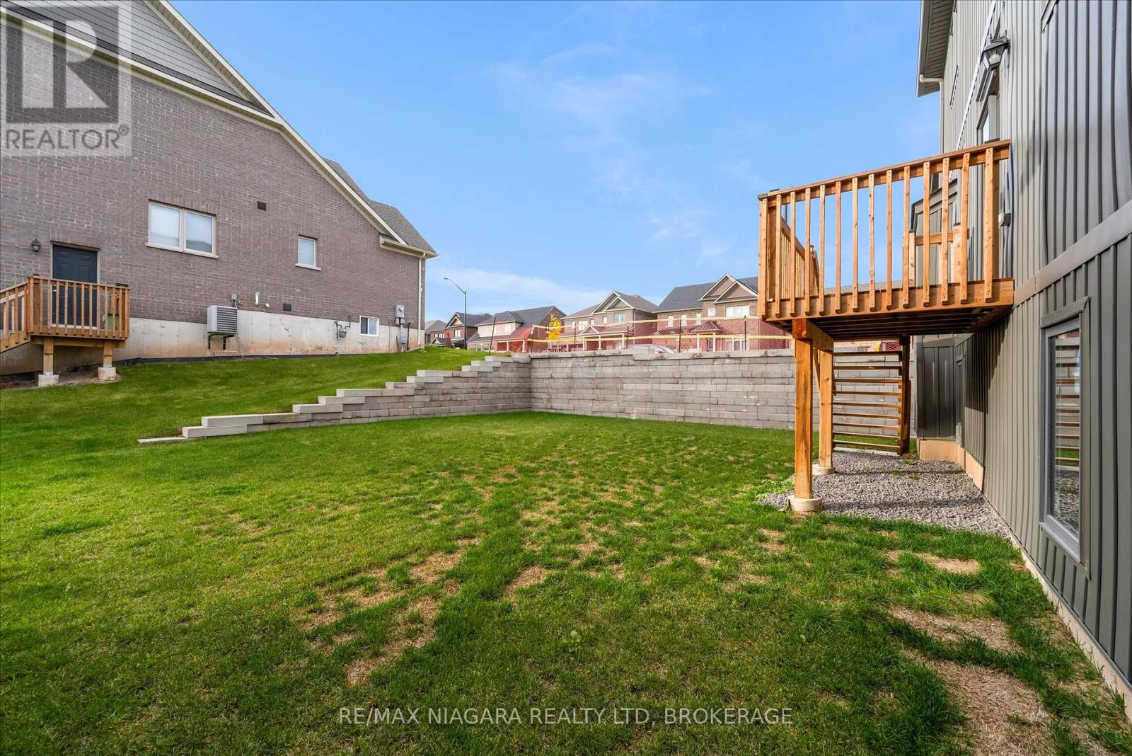 25 Oriole Crescent, Port Colborne, Ontario  L3K 6E2 - Photo 42 - X12530664