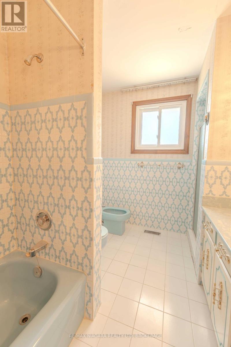 28 Tanera Crescent, St. Catharines, Ontario  L2M 7K1 - Photo 31 - X12634058