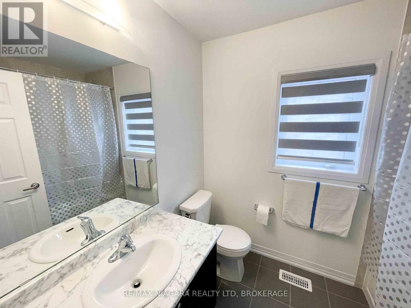 20 - 15 Peach Street, Thorold, Ontario  L2V 0K1 - Photo 22 - X12654286