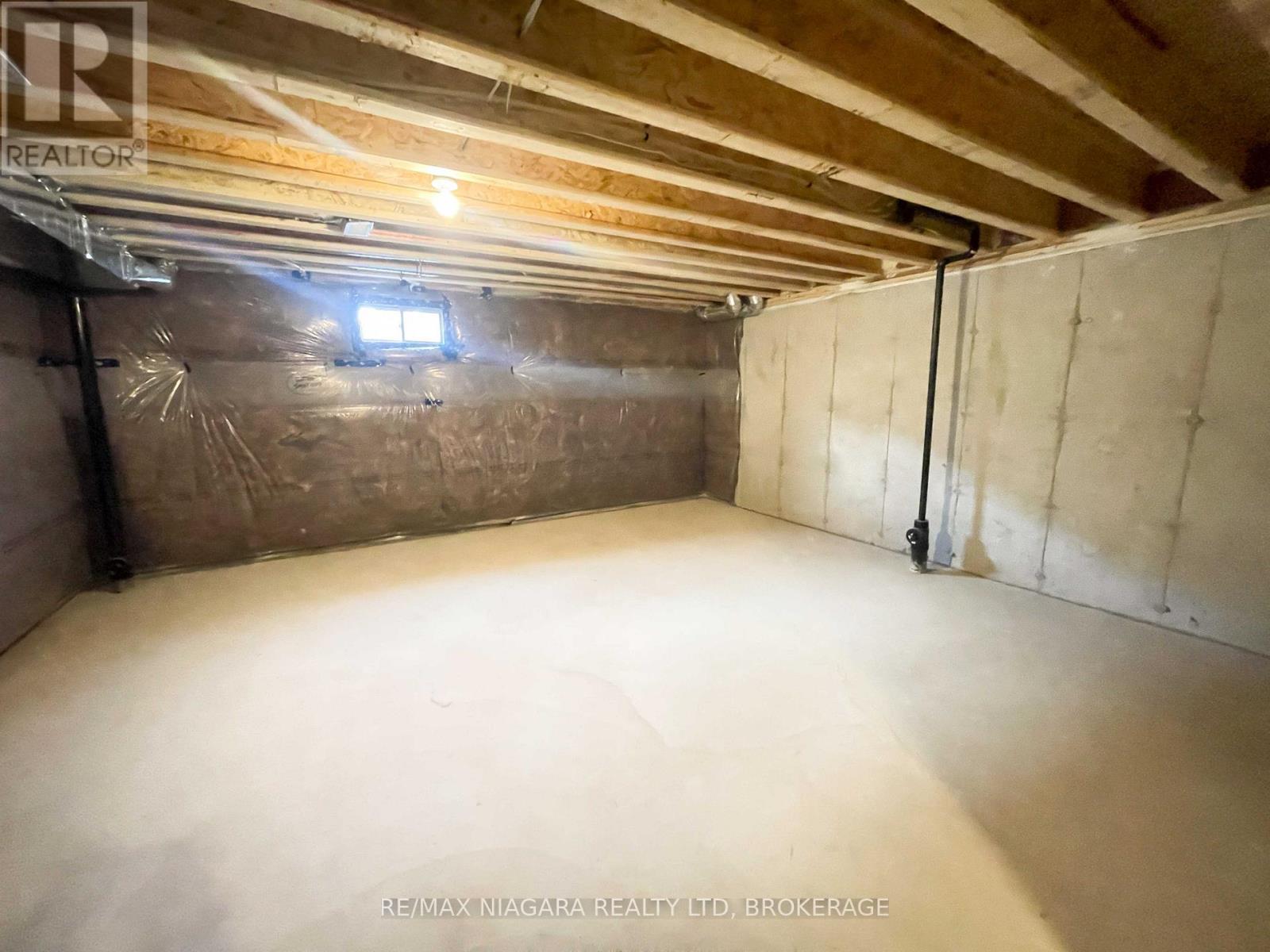 20 - 15 Peach Street, Thorold, Ontario  L2V 0K1 - Photo 28 - X12654286