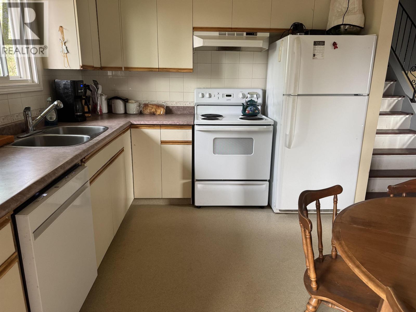 231 Centennial Drive, Mackenzie, British Columbia  V0C 2C0 - Photo 6 - R3044342