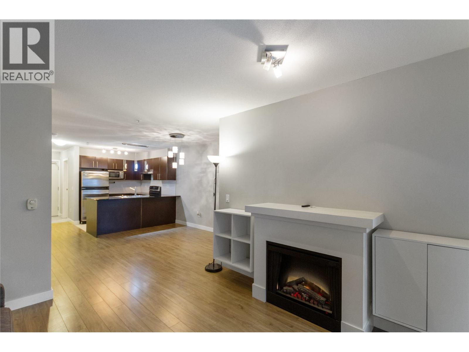 310 1633 Mackay Avenue, North Vancouver, British Columbia  V7P 0A2 - Photo 4 - R3087582