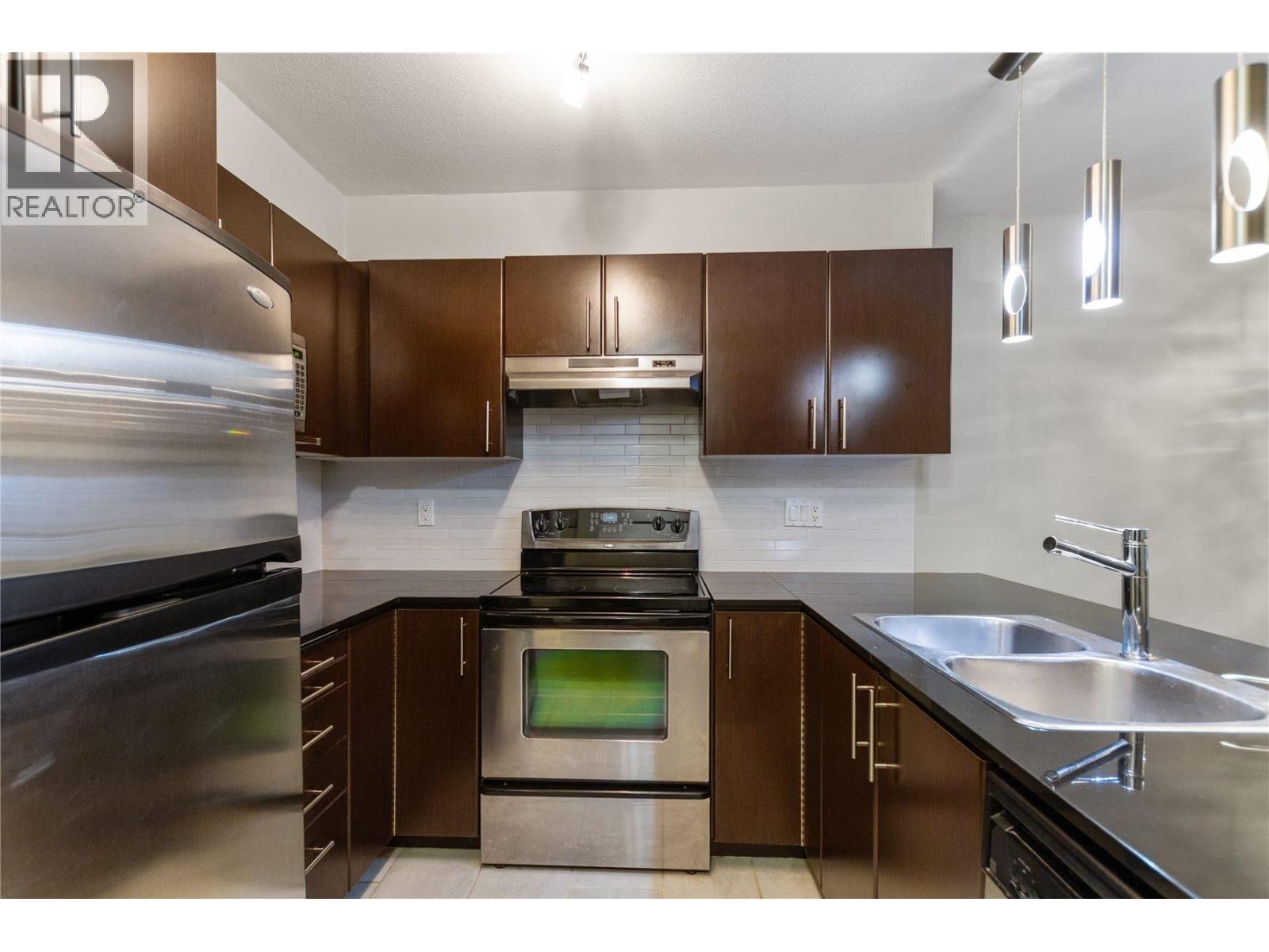 310 1633 Mackay Avenue, North Vancouver, British Columbia  V7P 0A2 - Photo 8 - R3087582