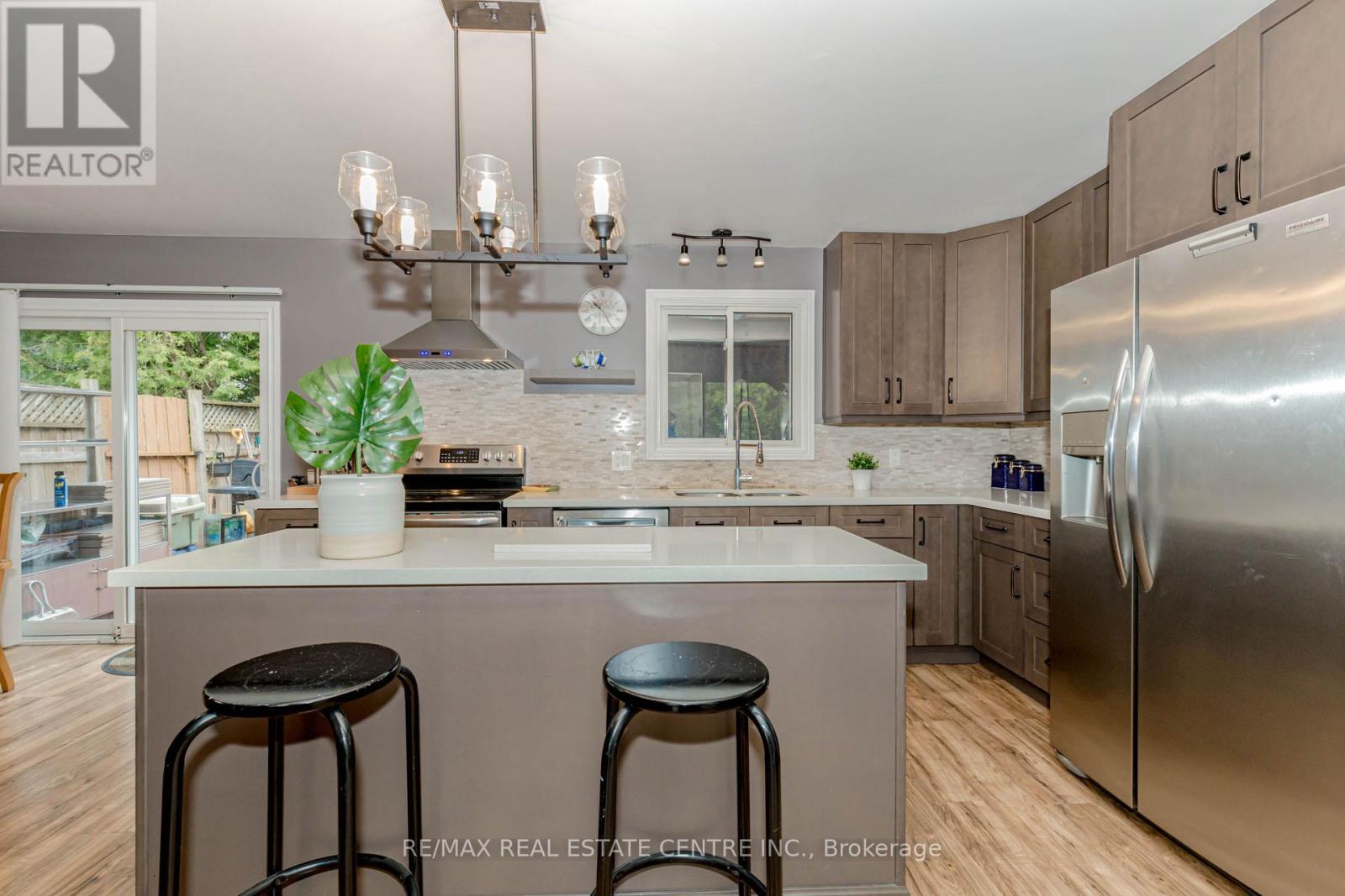 14 Pine Court, Southgate, Ontario  N0C 1B0 - Photo 11 - X12775634