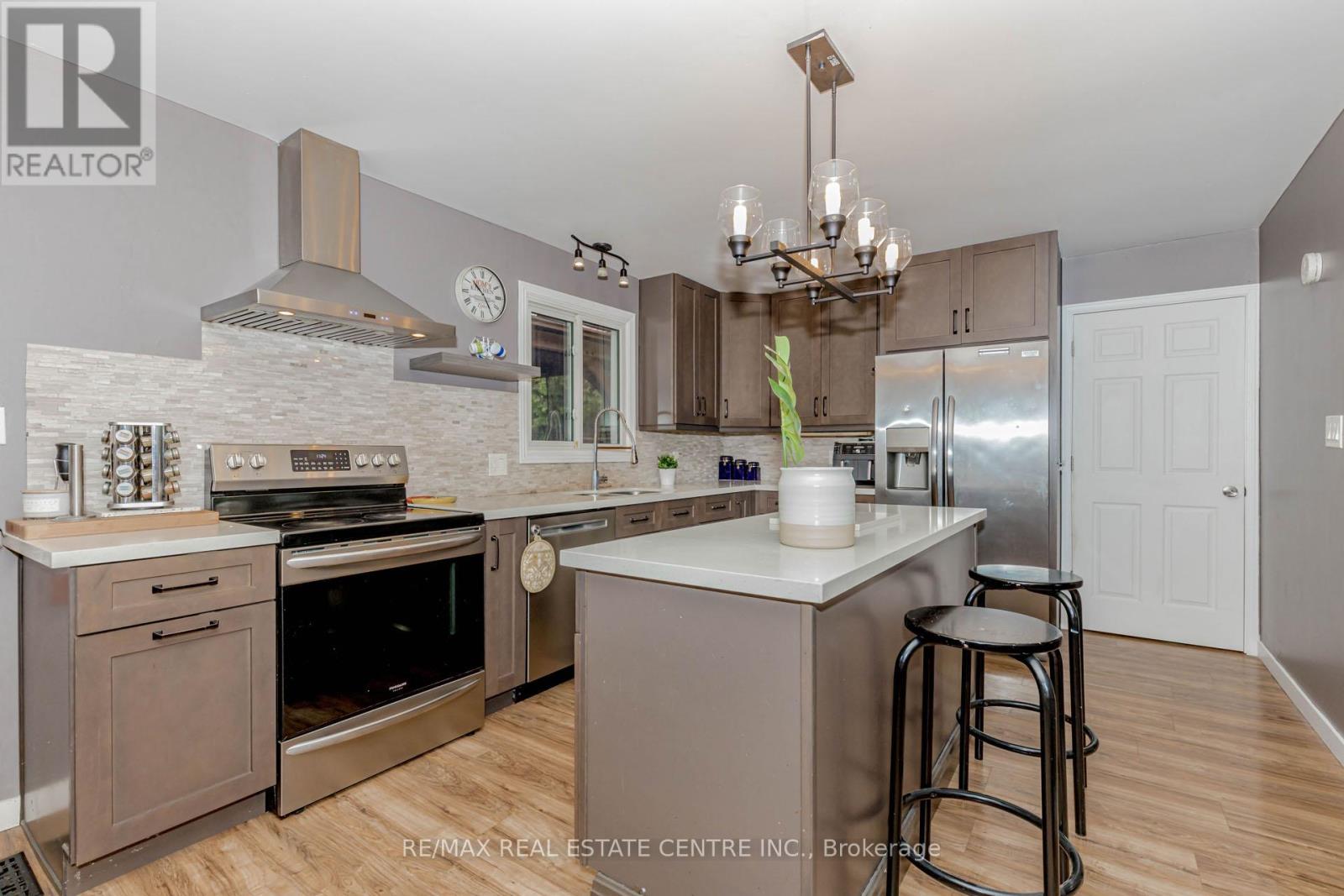 14 Pine Court, Southgate, Ontario  N0C 1B0 - Photo 12 - X12775634