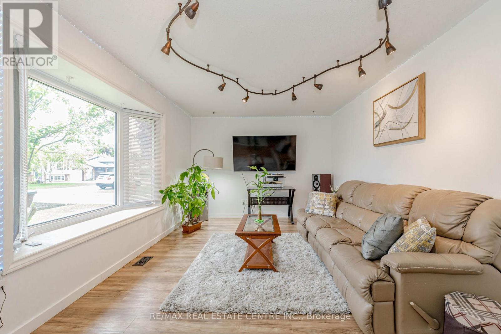 14 Pine Court, Southgate, Ontario  N0C 1B0 - Photo 7 - X12775634