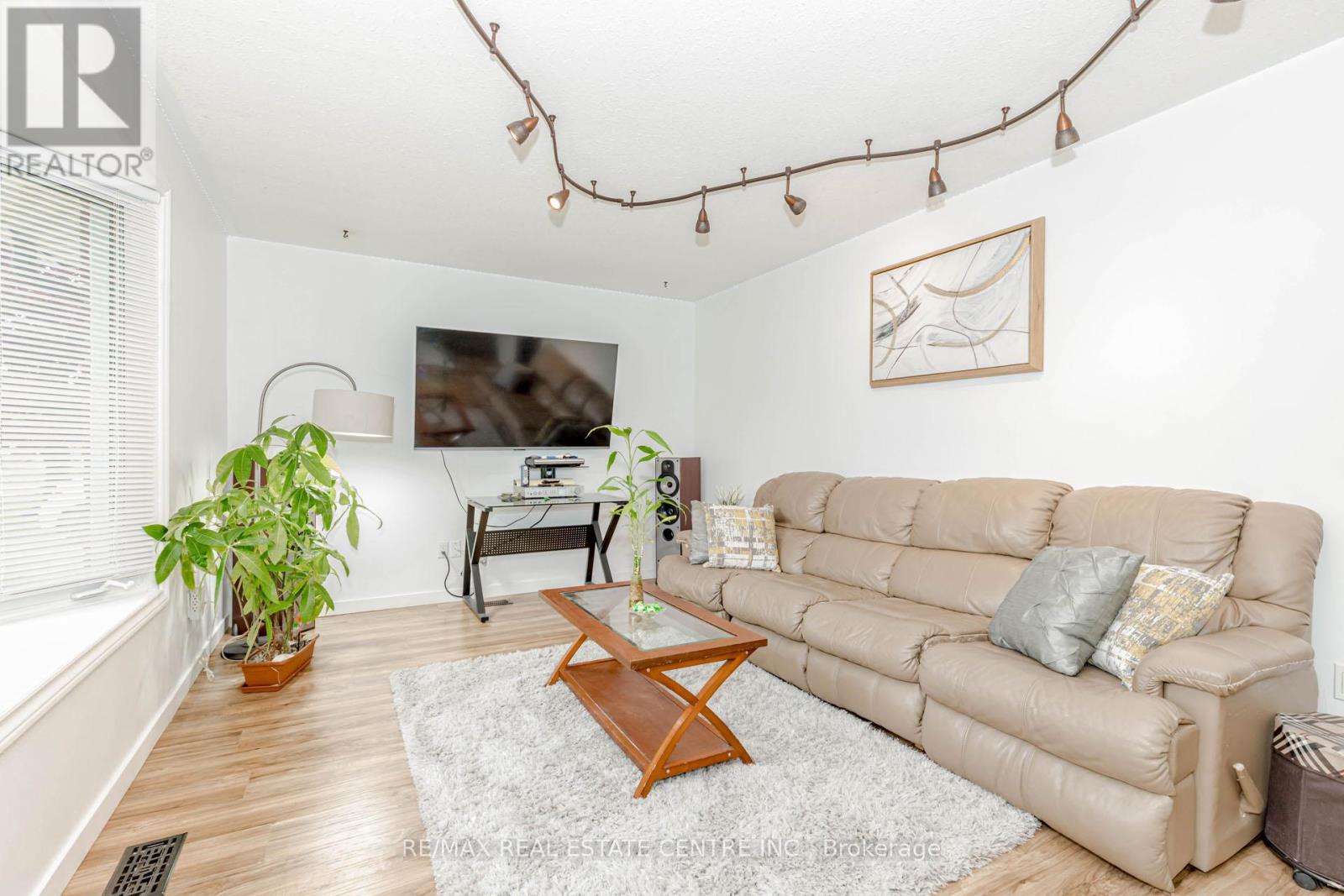 14 Pine Court, Southgate, Ontario  N0C 1B0 - Photo 8 - X12775634