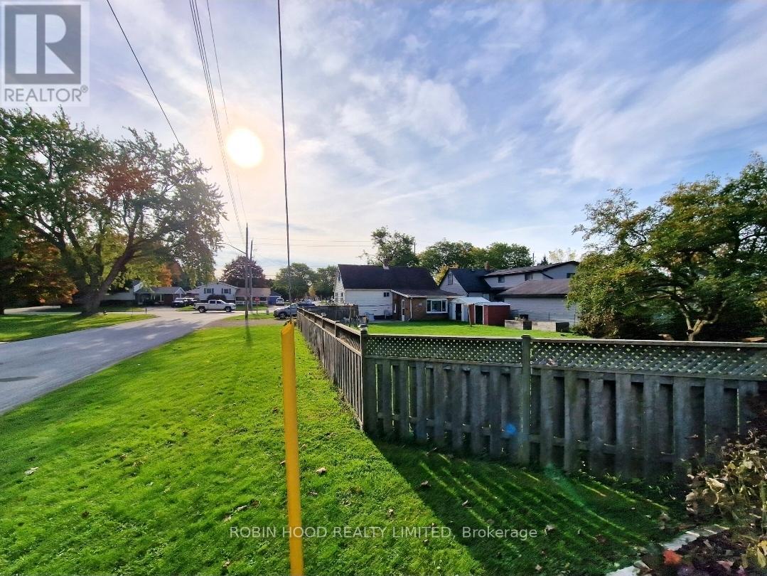 323 - 323 Mcnaughton Avenue E, Chatham-Kent, Ontario  N7L 2G7 - Photo 10 - X12775658