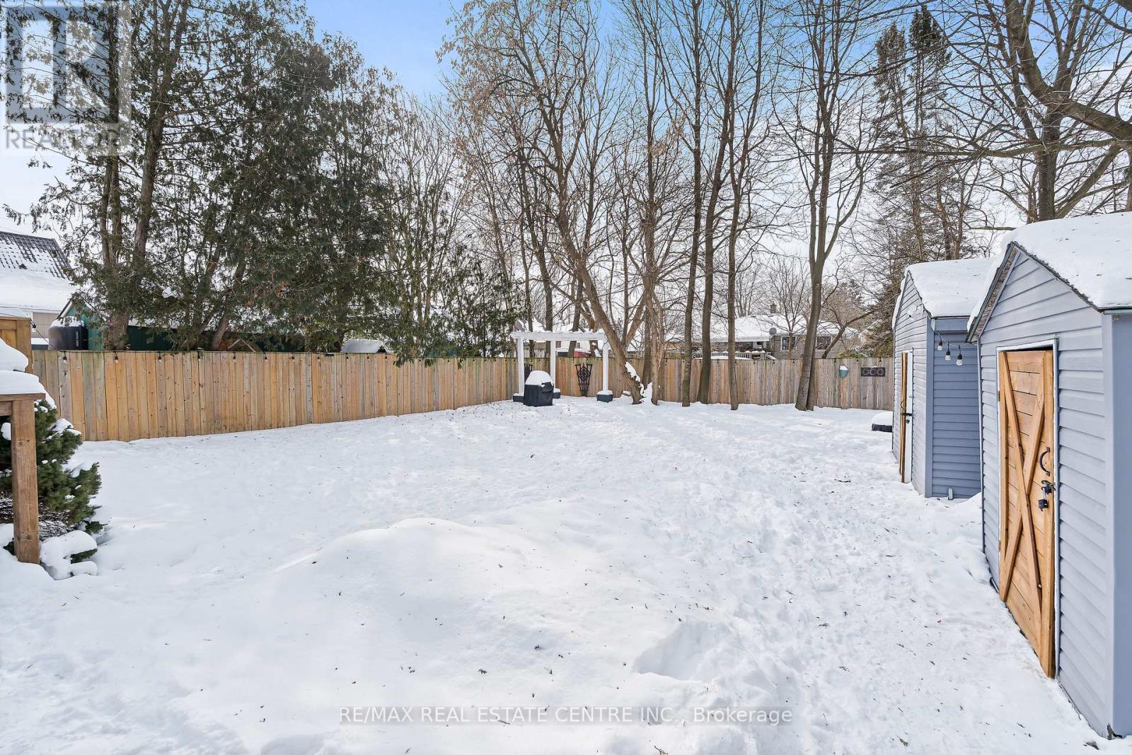 196 Durham Avenue, Cambridge, Ontario  N3H 4H9 - Photo 34 - X12775730