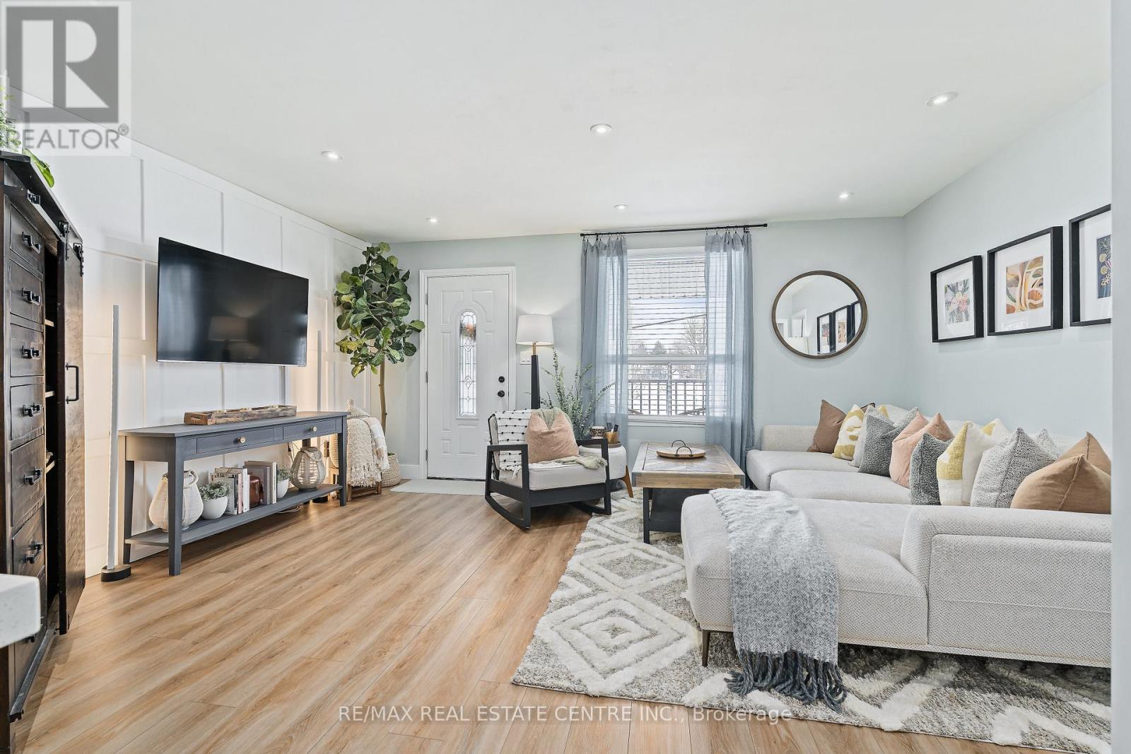 196 Durham Avenue, Cambridge, Ontario  N3H 4H9 - Photo 7 - X12775730