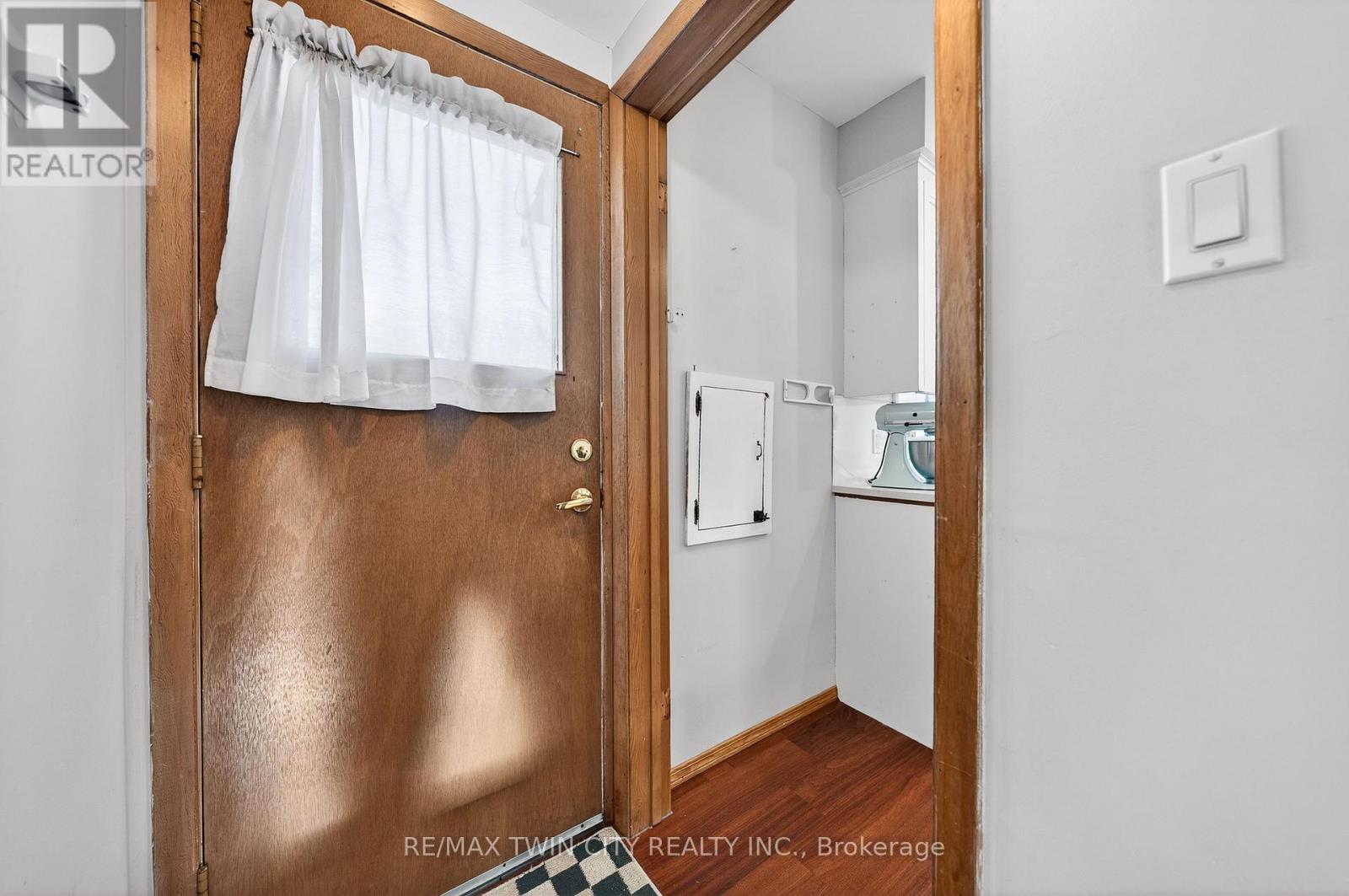 376 Greenbrook Drive, Kitchener, Ontario  N2M 4K4 - Photo 26 - X12775738