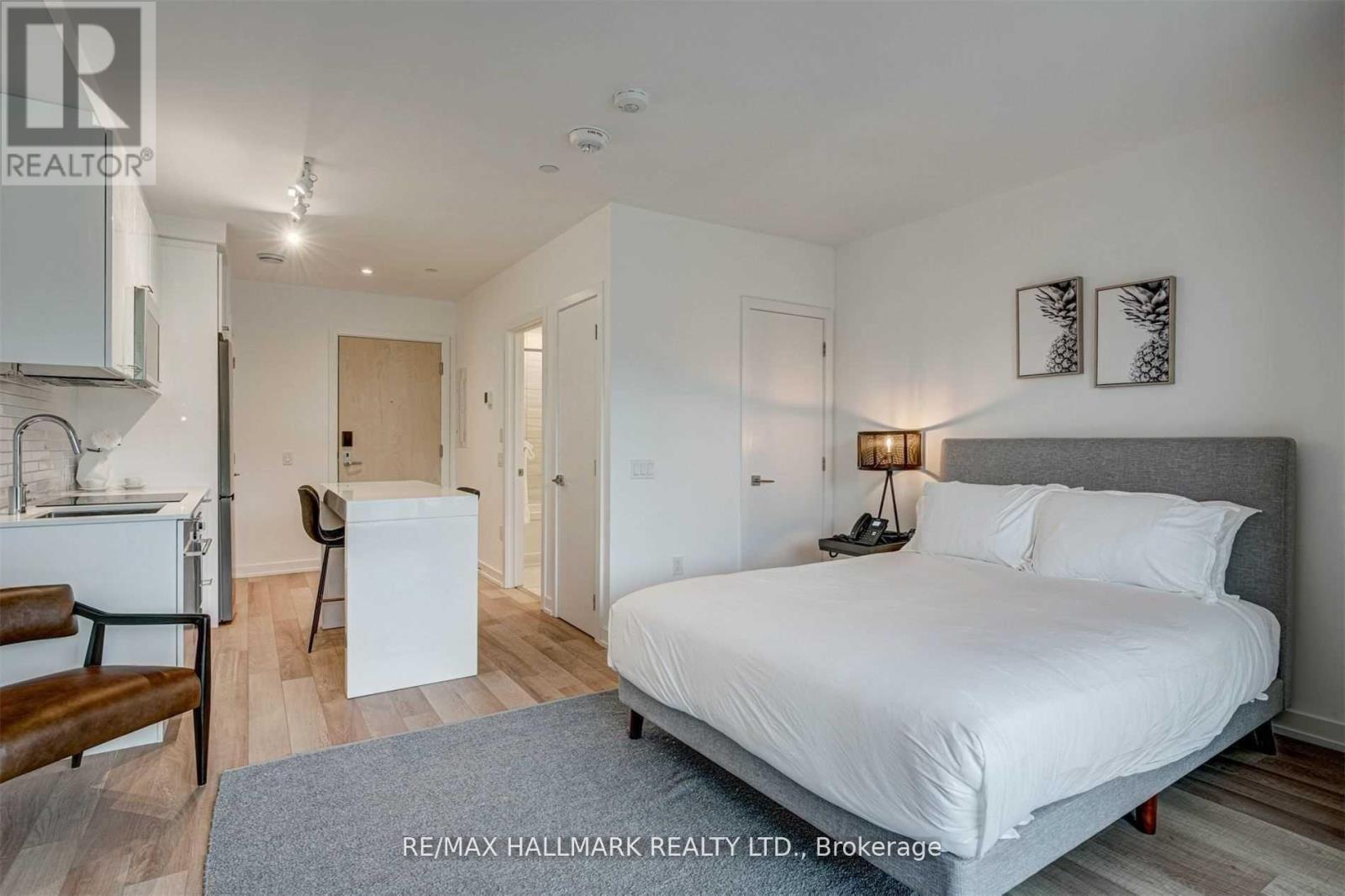 207 - 120 Carrick Trail, Gravenhurst, Ontario  P1P 1T9 - Photo 6 - X12775836