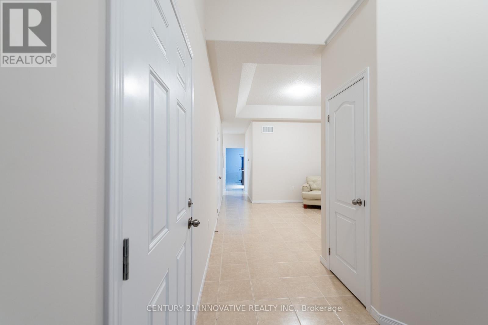 941 Avery Avenue, Peterborough, Ontario  K9J 0G9 - Photo 4 - X12775838