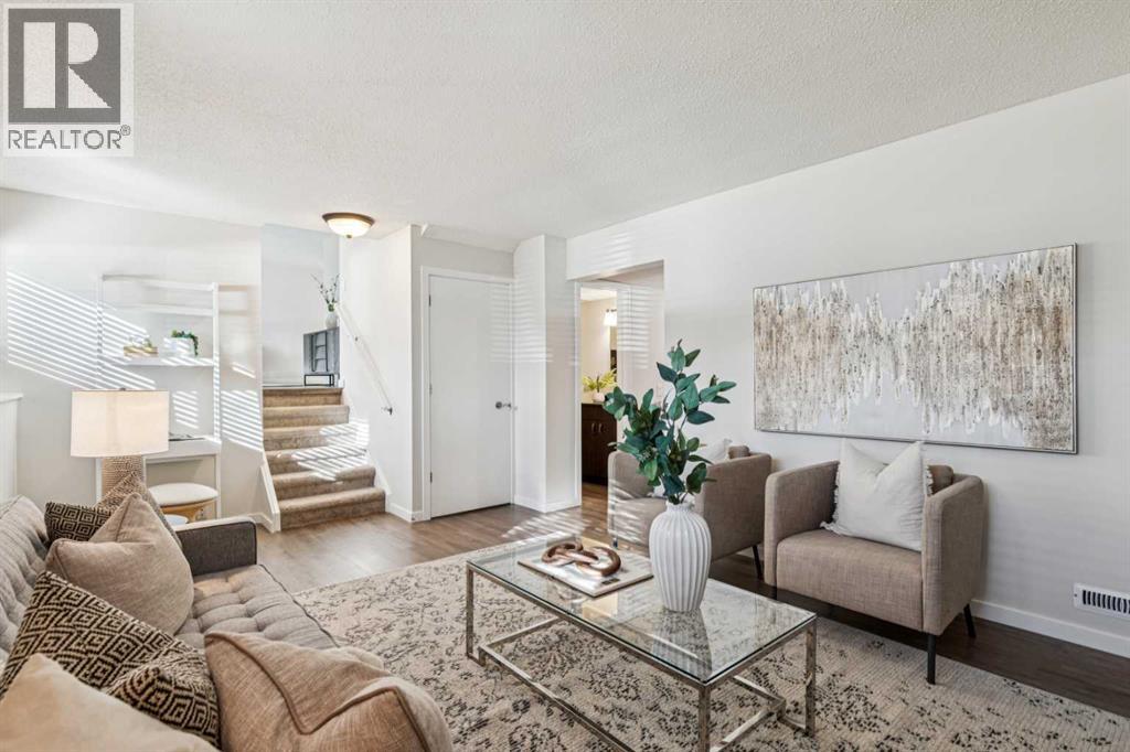 195 Lake Adams Crescent Se, Calgary, Alberta  T2J 3N2 - Photo 23 - A2275587