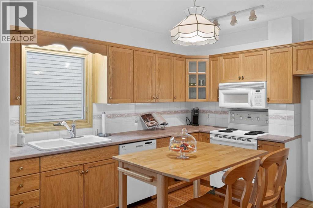 1720 11 Avenue Sw, Calgary, Alberta  T3C 0N4 - Photo 8 - A2276399