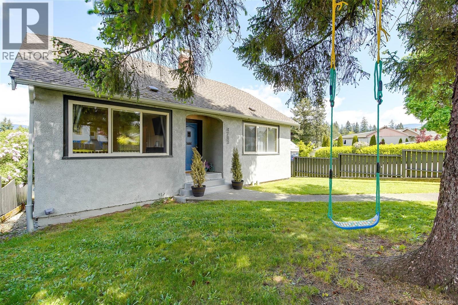 4703 Strathern St, Port Alberni, British Columbia