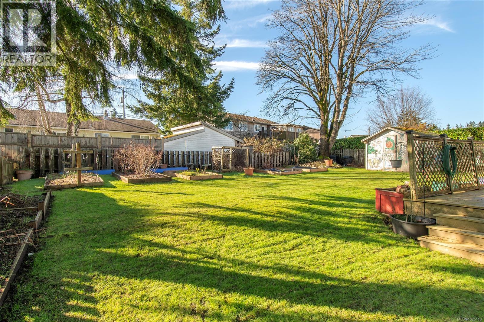 500 Cormorant Rd, Campbell River, British Columbia  V9W 5Z6 - Photo 2 - 1025418