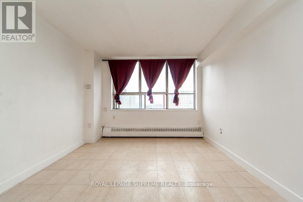 908 - 940 Caledonia Road, Toronto, Ontario  M6B 3Y4 - Photo 10 - W12770818