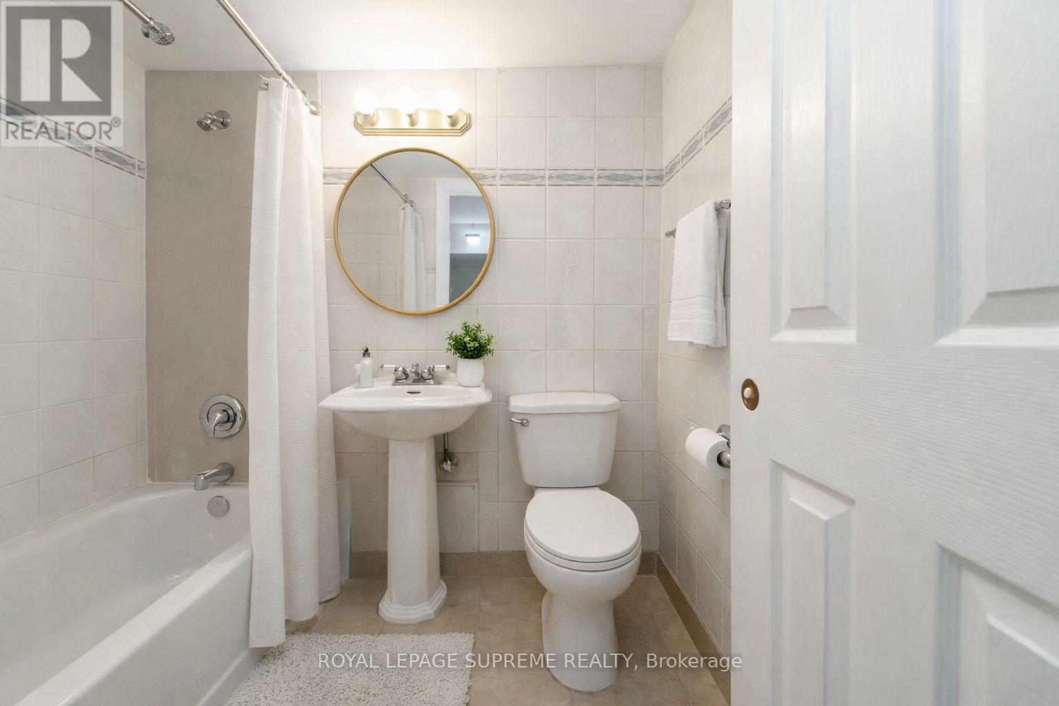 908 - 940 Caledonia Road, Toronto, Ontario  M6B 3Y4 - Photo 34 - W12770818