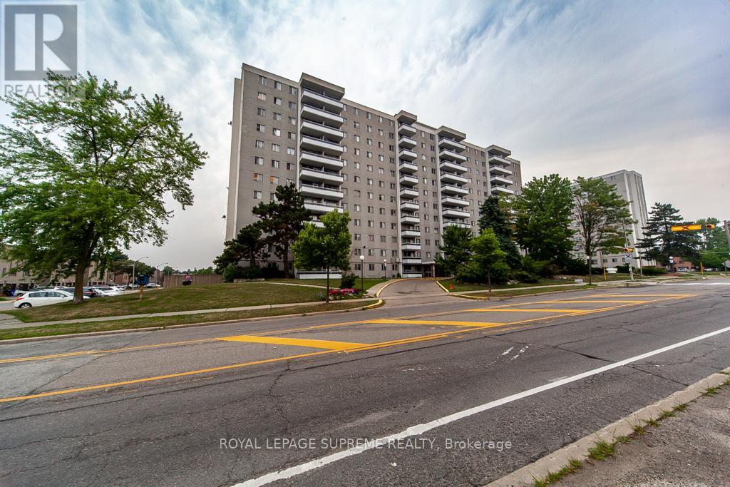 908 - 940 Caledonia Road, Toronto, Ontario  M6B 3Y4 - Photo 47 - W12770818
