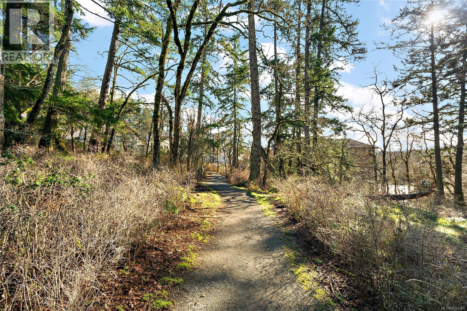 306 170 Nursery Hill Dr, View Royal, British Columbia  V9B 0P2 - Photo 22 - 1024361