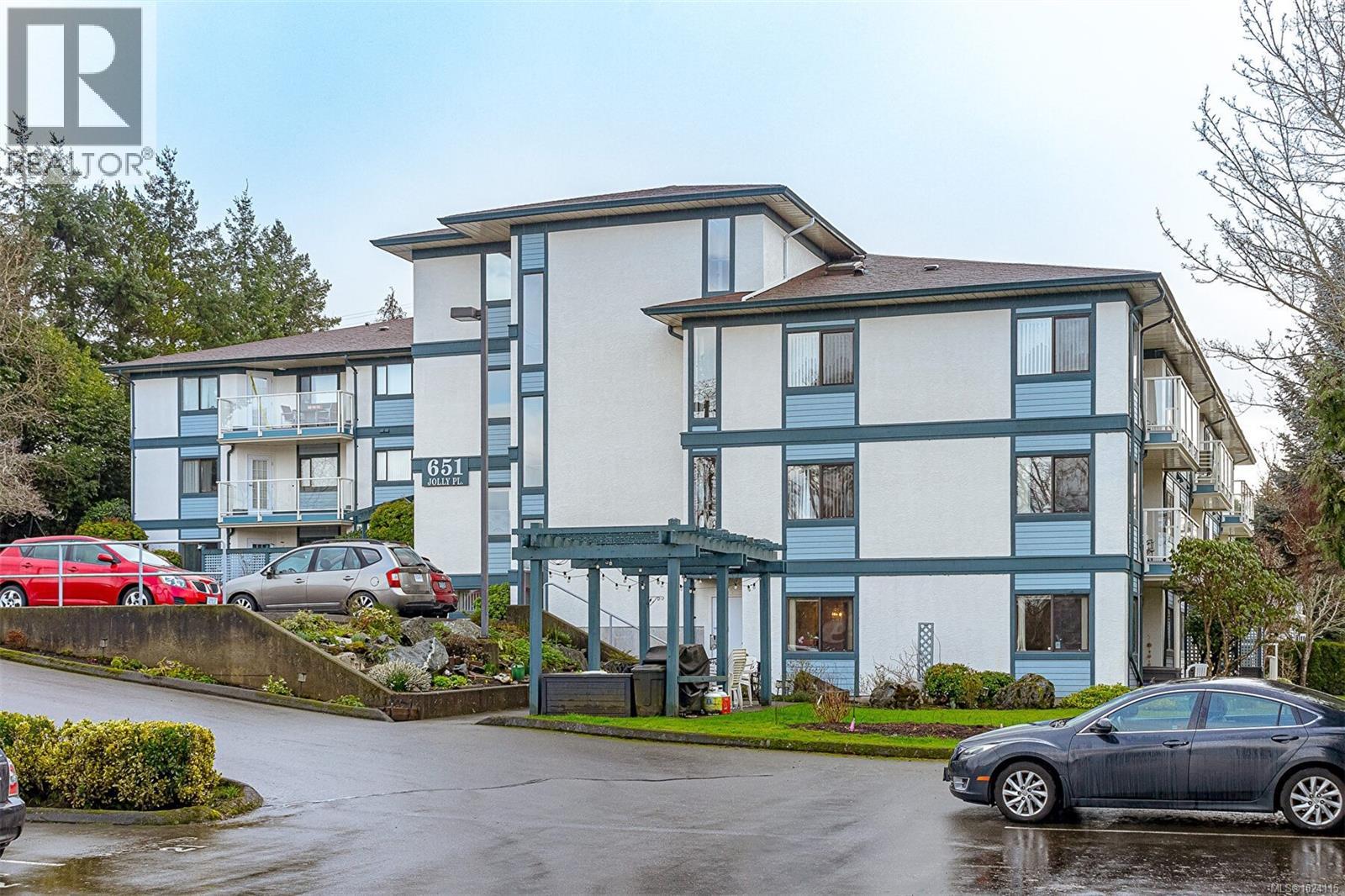 206 651 Jolly Pl, Saanich, British Columbia