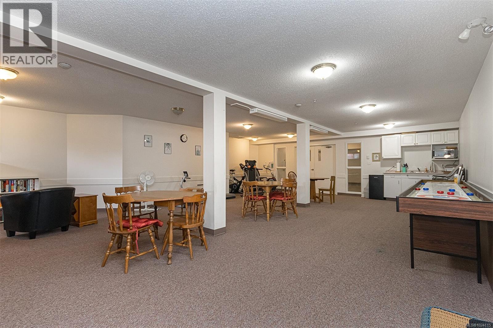 206 651 Jolly Pl, Saanich, British Columbia  V8N 1J4 - Photo 24 - 1024115