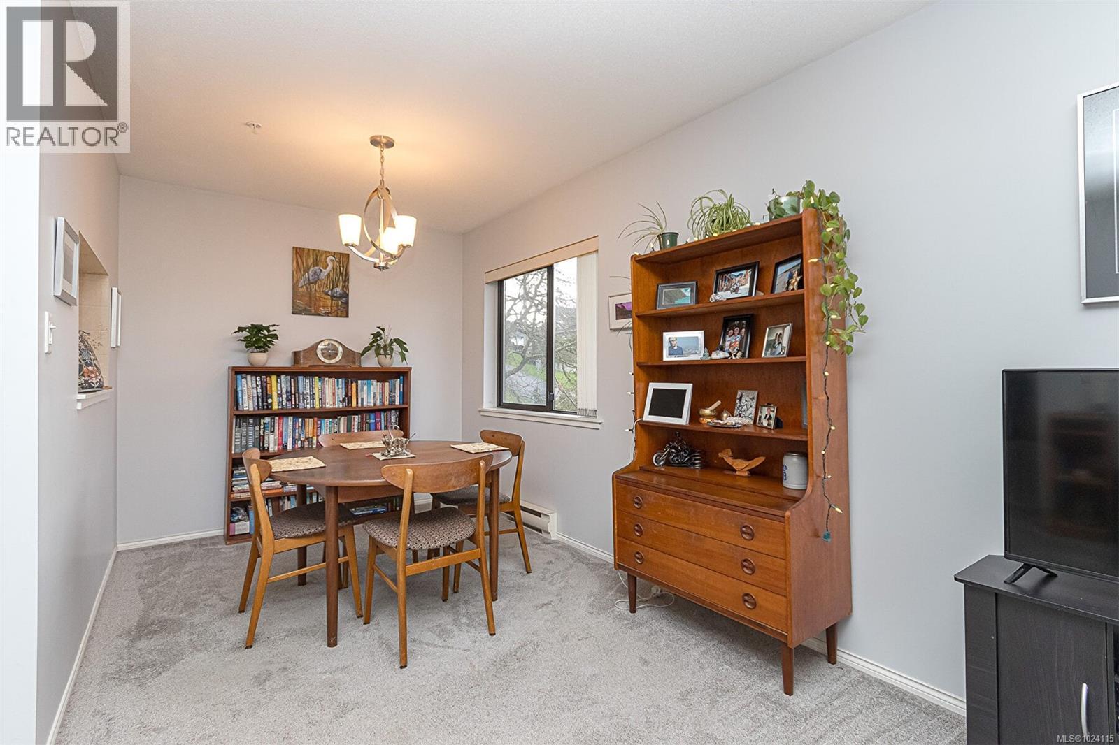 206 651 Jolly Pl, Saanich, British Columbia  V8N 1J4 - Photo 9 - 1024115