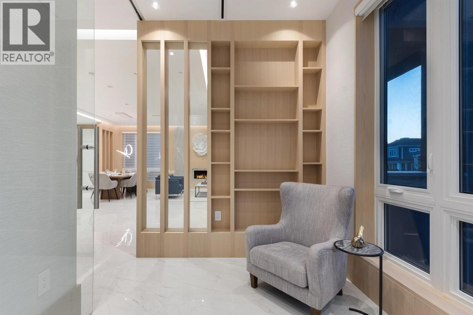 Listing Picture 21 of 40 : 1 2128 W 21ST AVENUE, Vancouver / 溫哥華 - 魯藝地產 Yvonne Lu Group - MLS Medallion Club Member