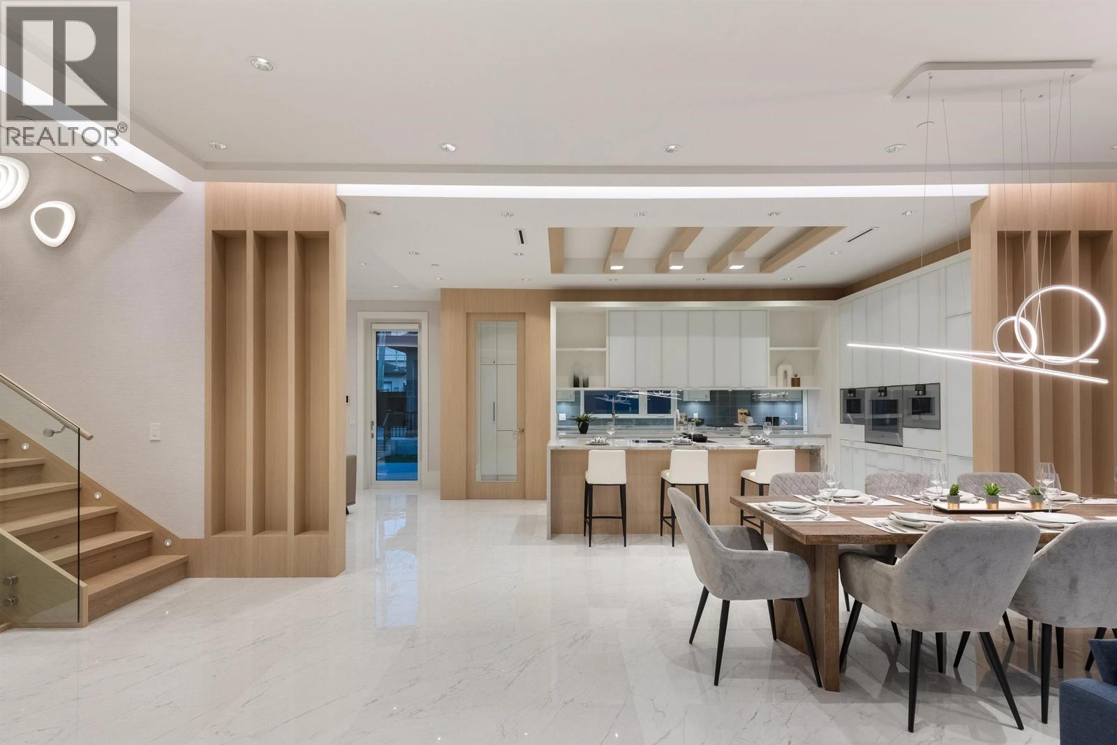 Listing Picture 10 of 40 : 1 2128 W 21ST AVENUE, Vancouver / 溫哥華 - 魯藝地產 Yvonne Lu Group - MLS Medallion Club Member