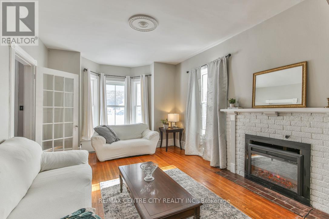 54 William Street, St. Thomas, Ontario  N5R 3H4 - Photo 13 - X12775908